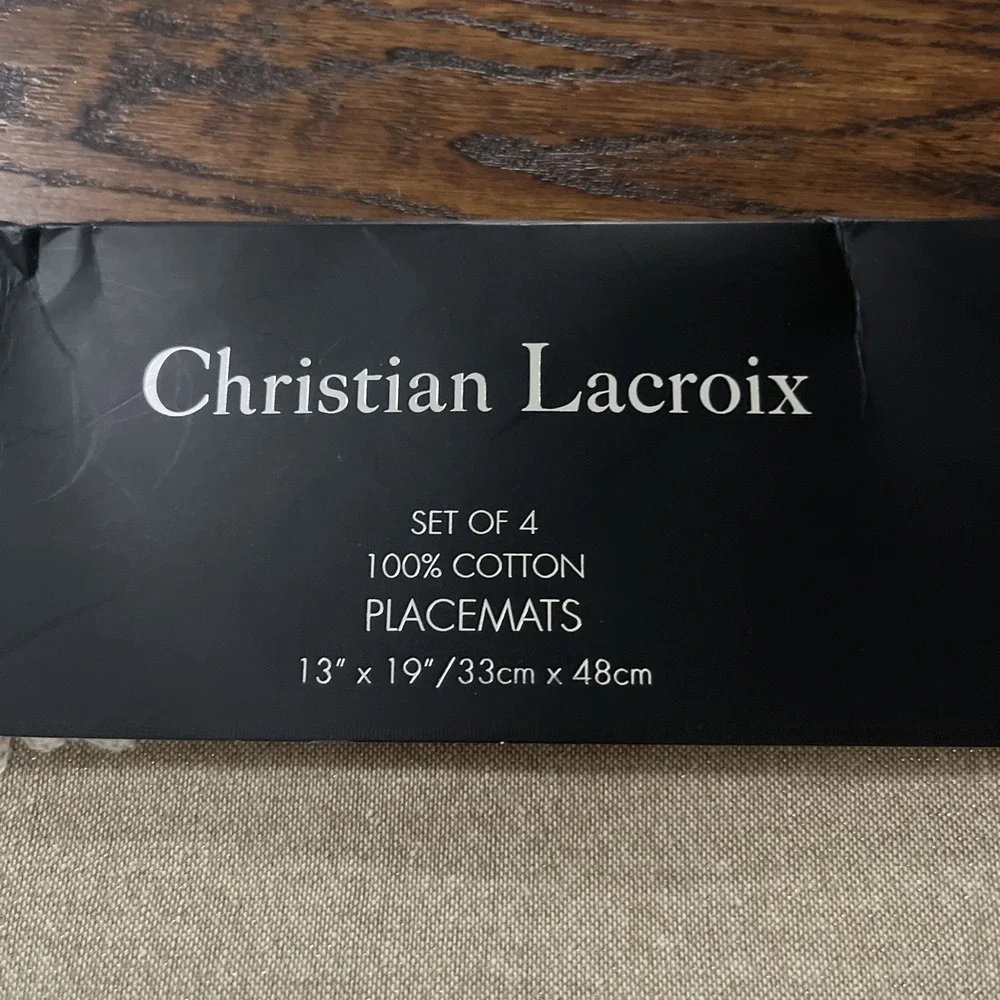 CHRISTIAN LACROIX PLACEMATS (4) GOLD CREAM LEAVES 13 X 19 100% COTTON NIP